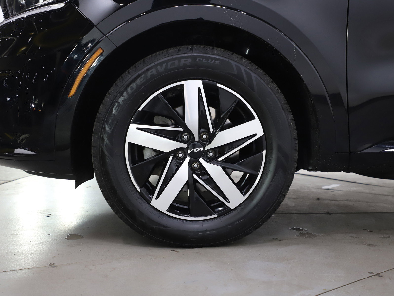 Used 2023 Kia Sorento S w/ Panoramic Sunroof Package image 32