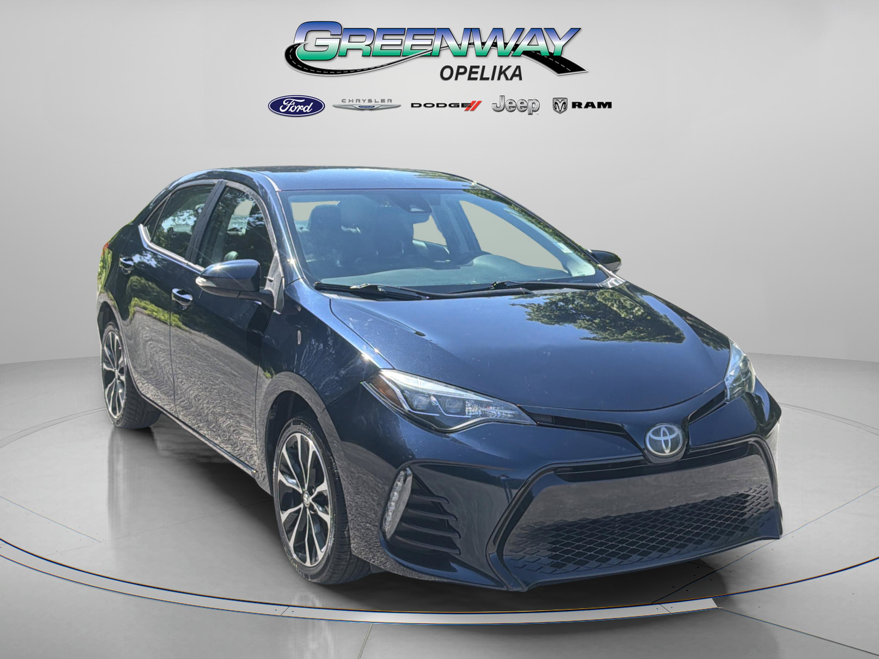 Used 2019 Toyota Corolla SE FWD image 1