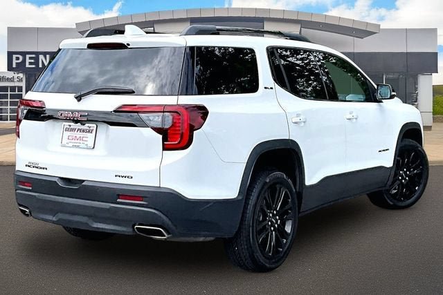 Certified 2022 GMC Acadia SLE w/ Driver Convenience Package AWD/4WD image 2