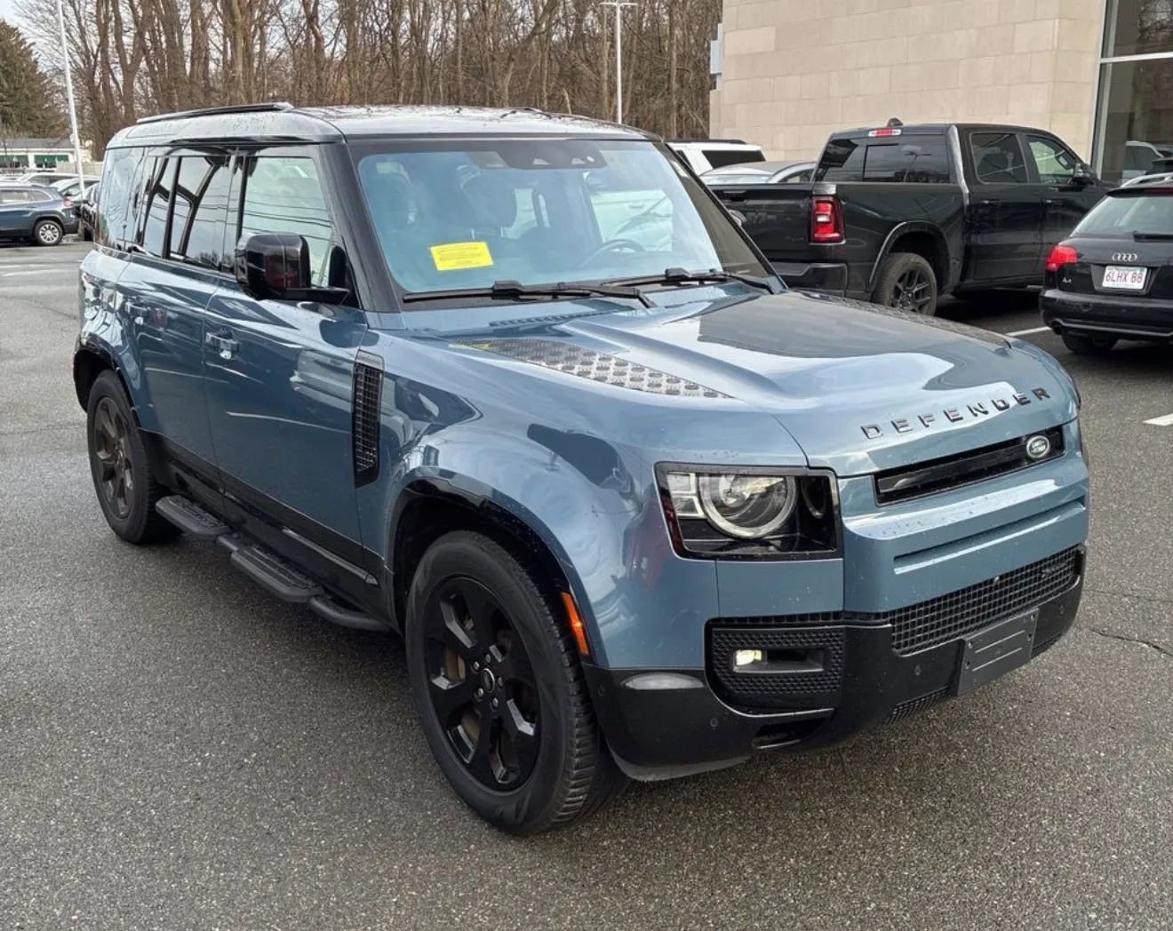 Used 2022 Land Rover Defender 110 X-Dynamic SE image 5