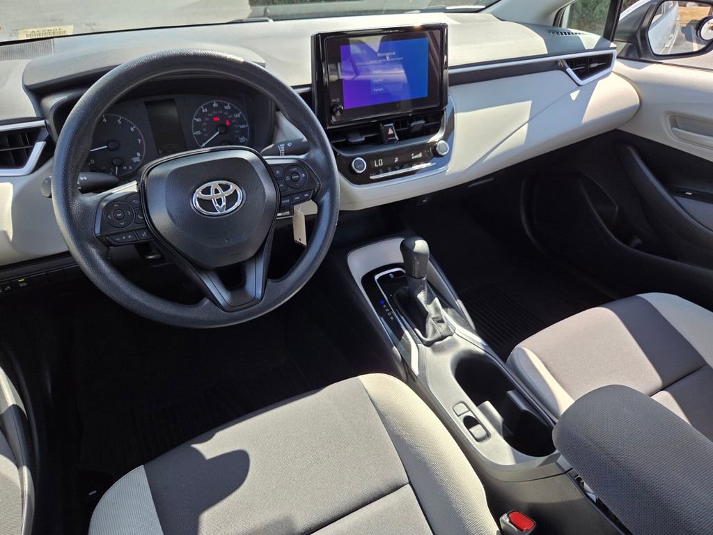 Certified 2025 Toyota Corolla LE image 7