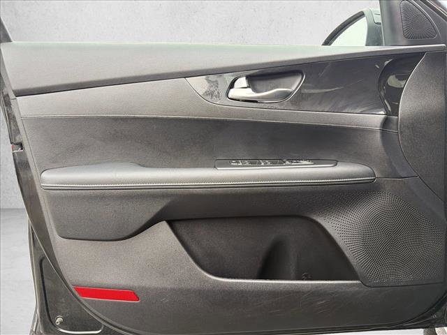 Used 2023 Kia Forte GT-Line image 10