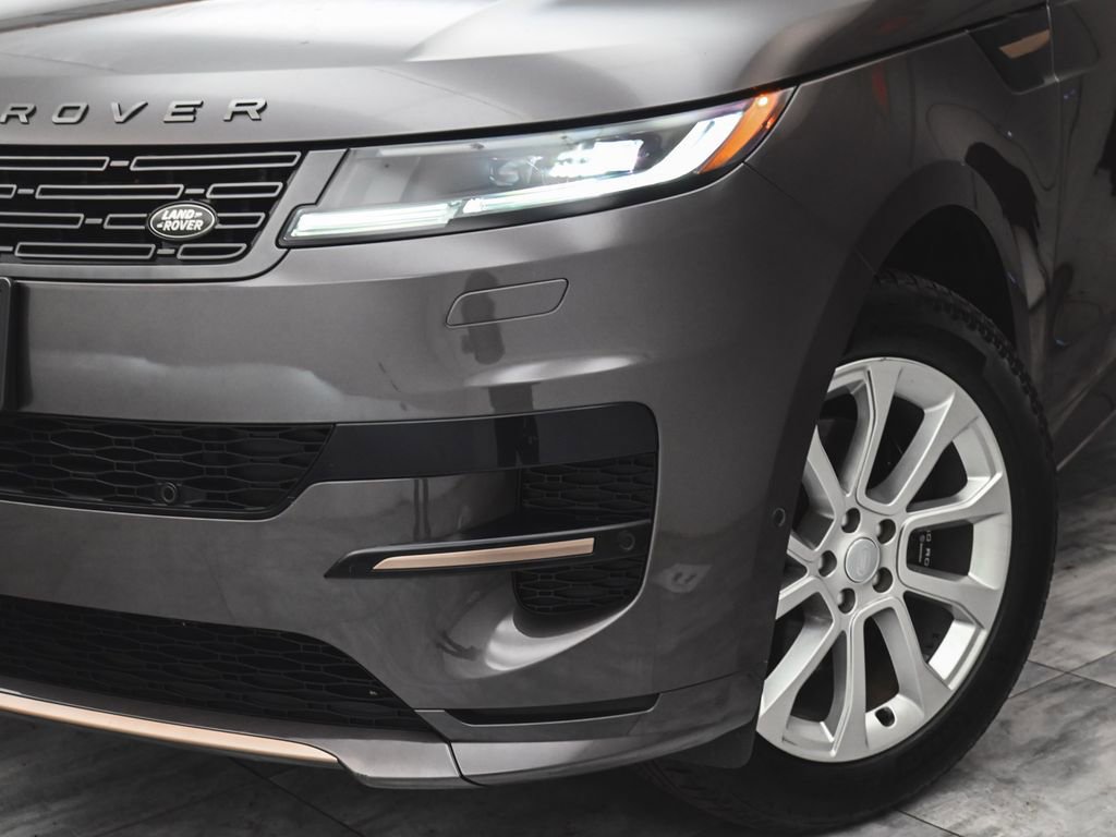 Used 2023 Land Rover Range Rover Sport SE Dynamic image 36