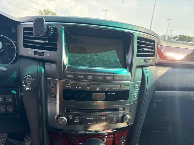 Used 2011 Lexus LX 570 4WD image 15