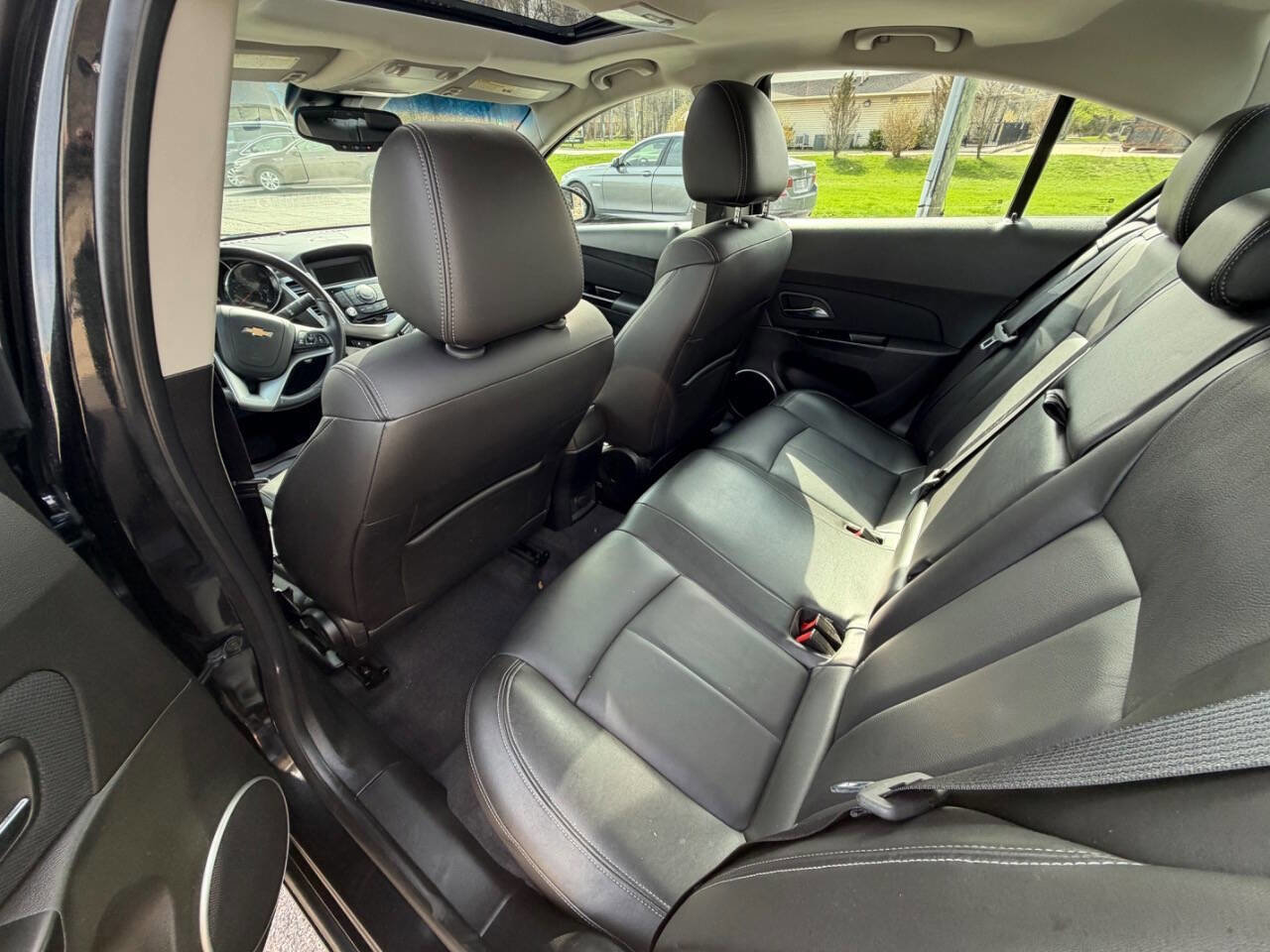 Used 2011 Chevrolet Cruze LTZ FWD image 11