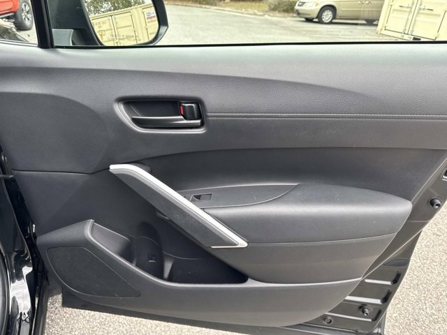 Used 2023 Toyota Corolla Cross LE image 14