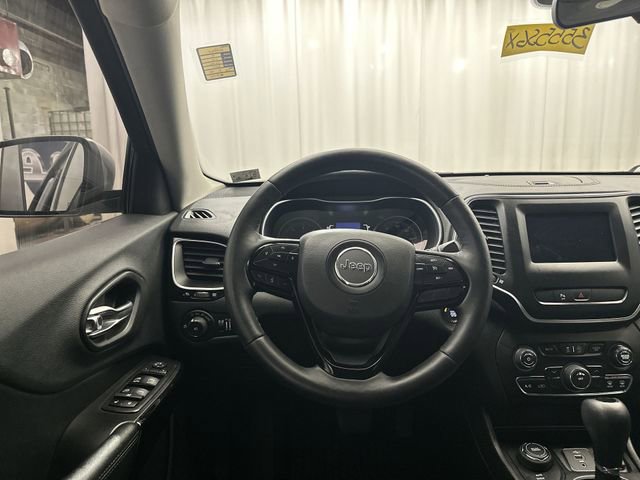 Used 2019 Jeep Cherokee Latitude Plus image 15