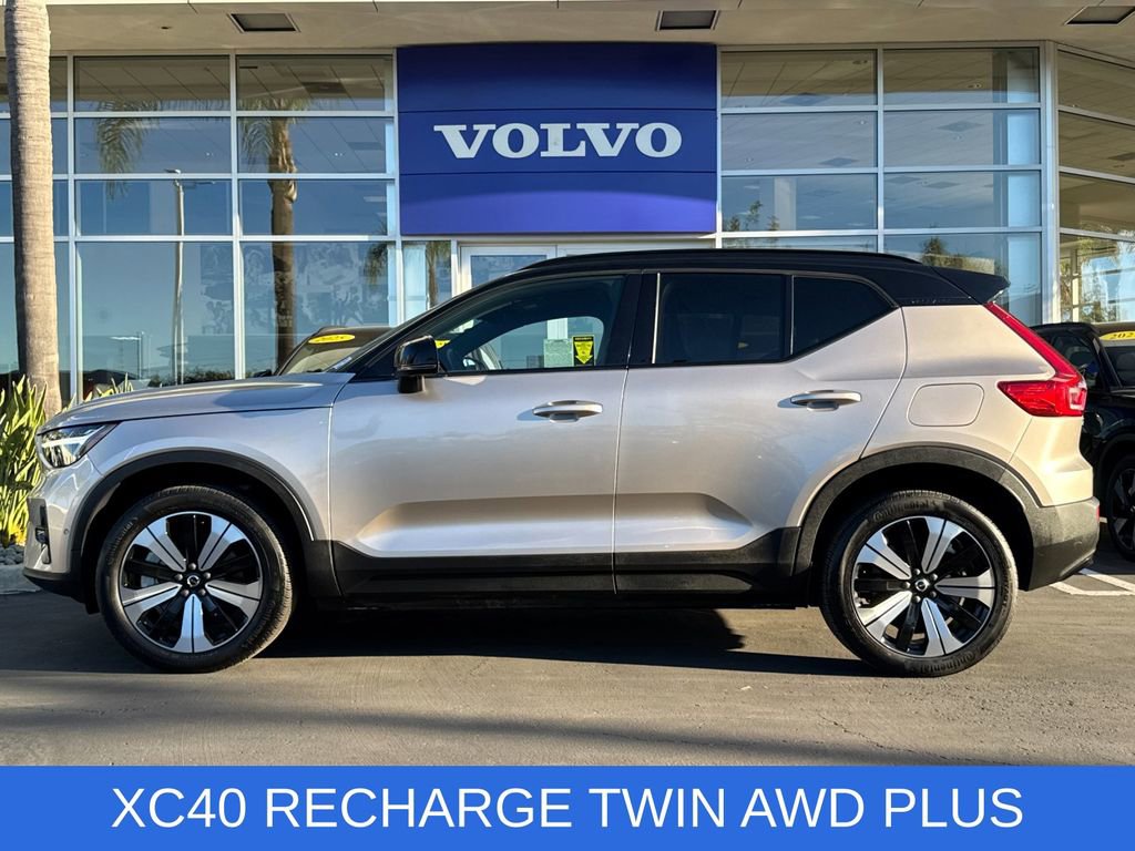 Certified 2023 Volvo XC40 Recharge Plus image 2