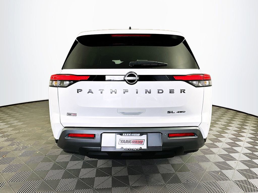 New 2026 Nissan Pathfinder SL AWD/4WD image 9