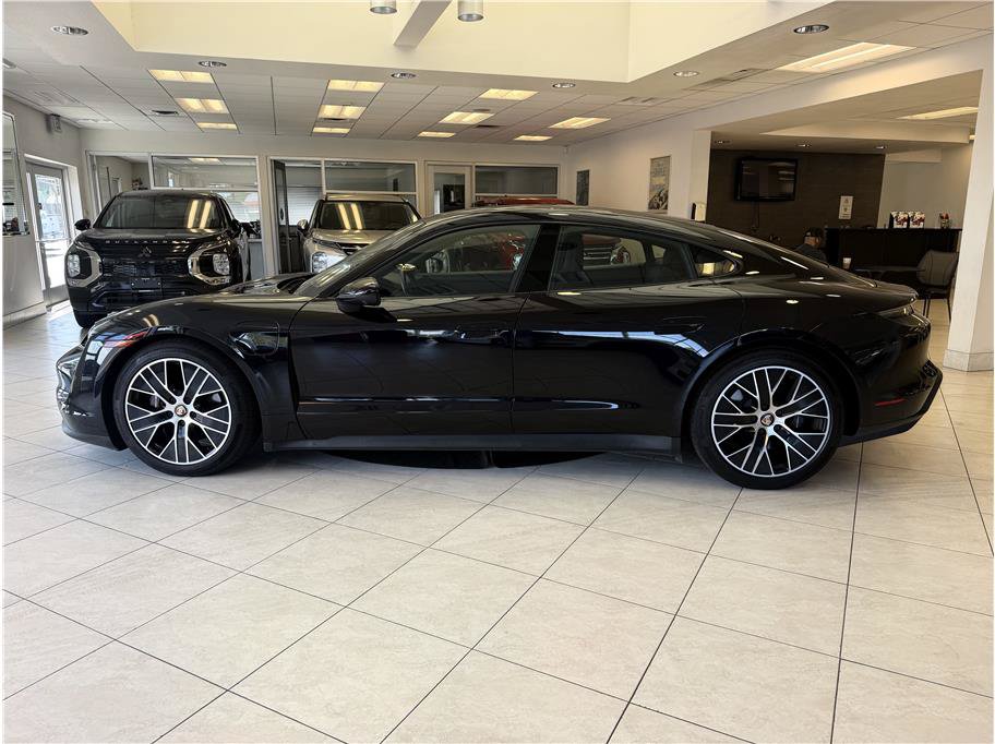 Used 2023 Porsche Taycan w/ Premium Package RWD image 8