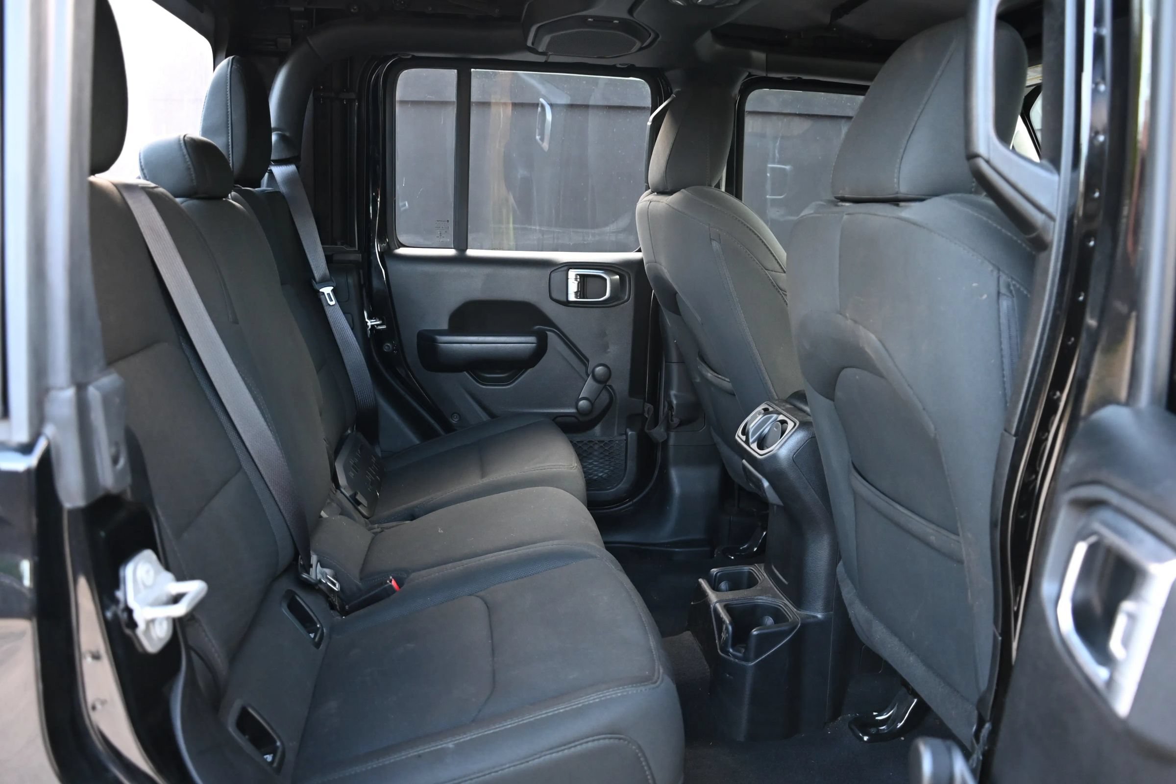 Used 2021 Jeep Gladiator Sport AWD/4WD image 14