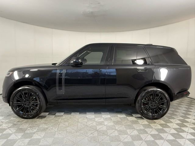 New 2026 Land Rover Range Rover SE image 2