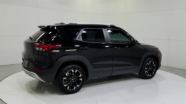 Used 2023 Chevrolet TrailBlazer LT w/ Convenience Package FWD image 8