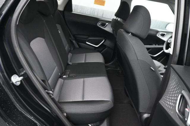 Used 2022 Kia Soul LX FWD image 7