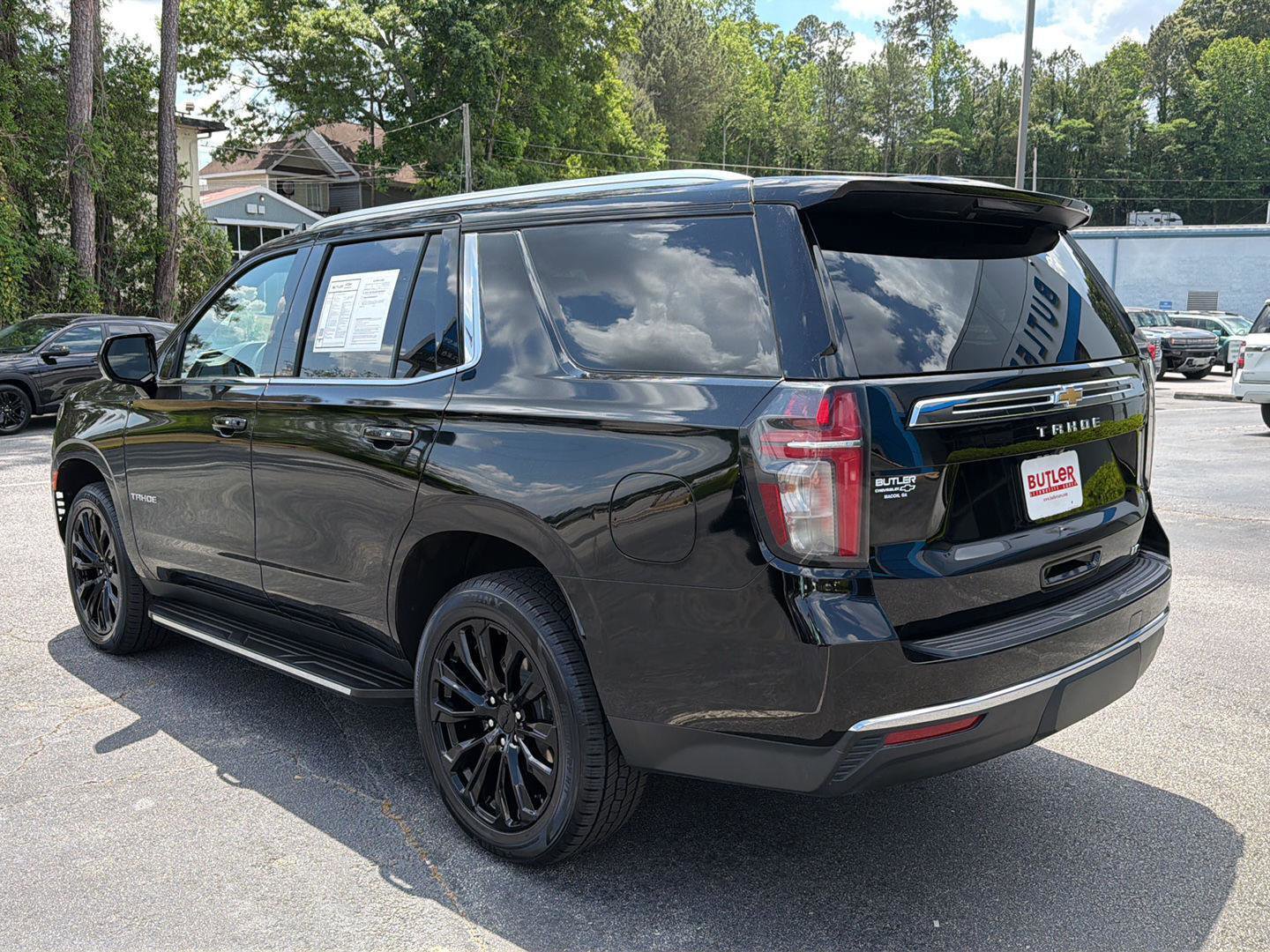 Used 2024 Chevrolet Tahoe LT RWD image 4