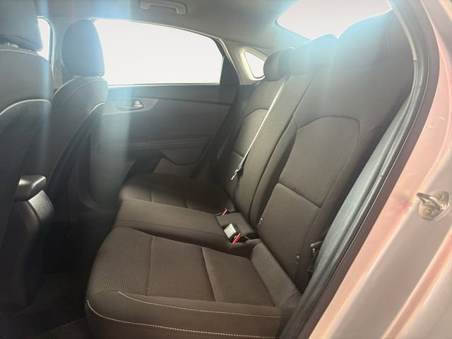 Used 2020 Kia Forte LXS FWD image 11