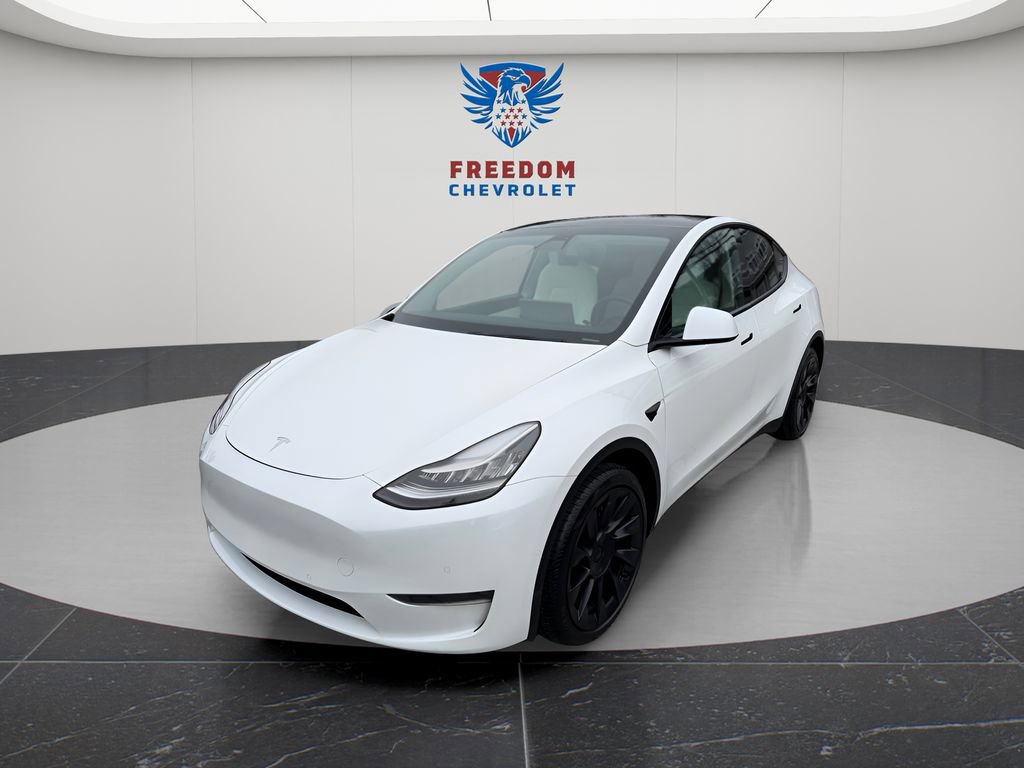 Used 2021 Tesla Model Y Long Range image 1