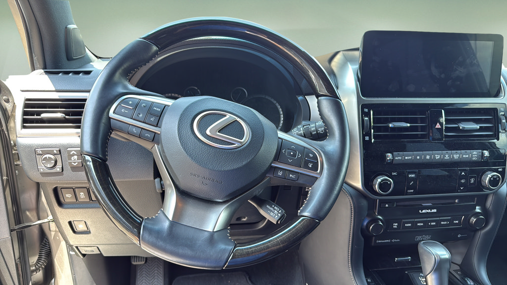 Certified 2023 Lexus GX 460 Luxury w/ Sport Design Package AWD/4WD image 23