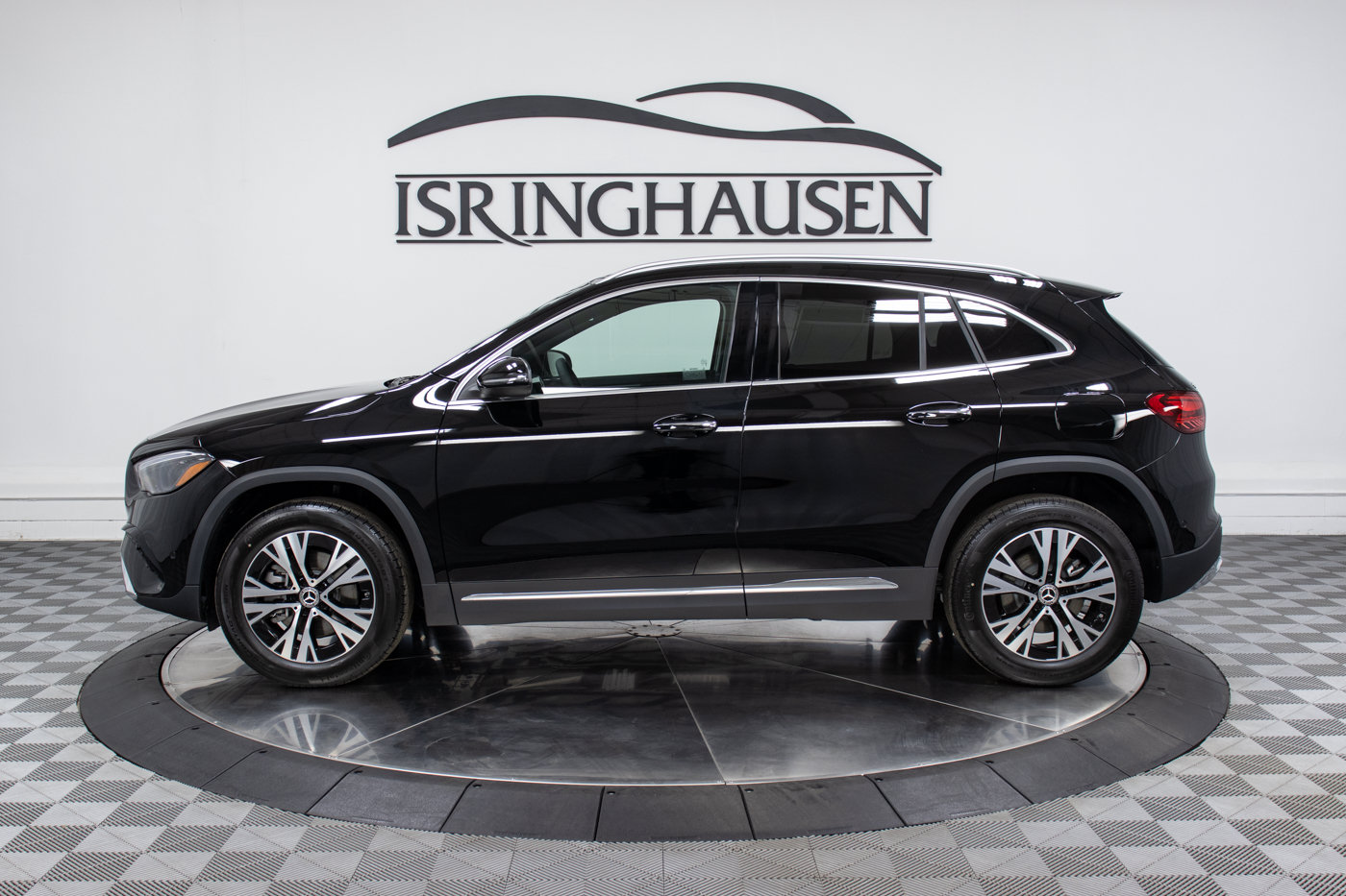New 2025 Mercedes-Benz GLA 250 4MATIC image 8
