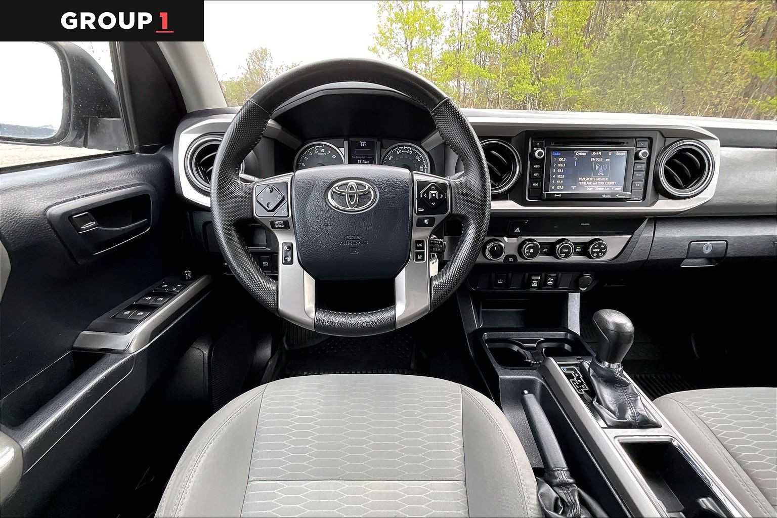 Used 2019 Toyota Tacoma SR5 AWD/4WD image 6