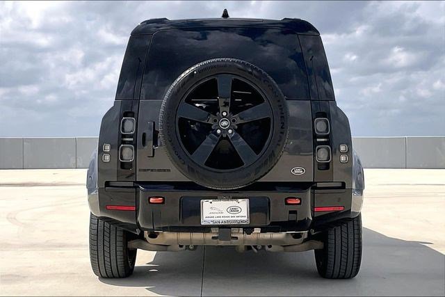 Used 2022 Land Rover Defender 110 X image 4