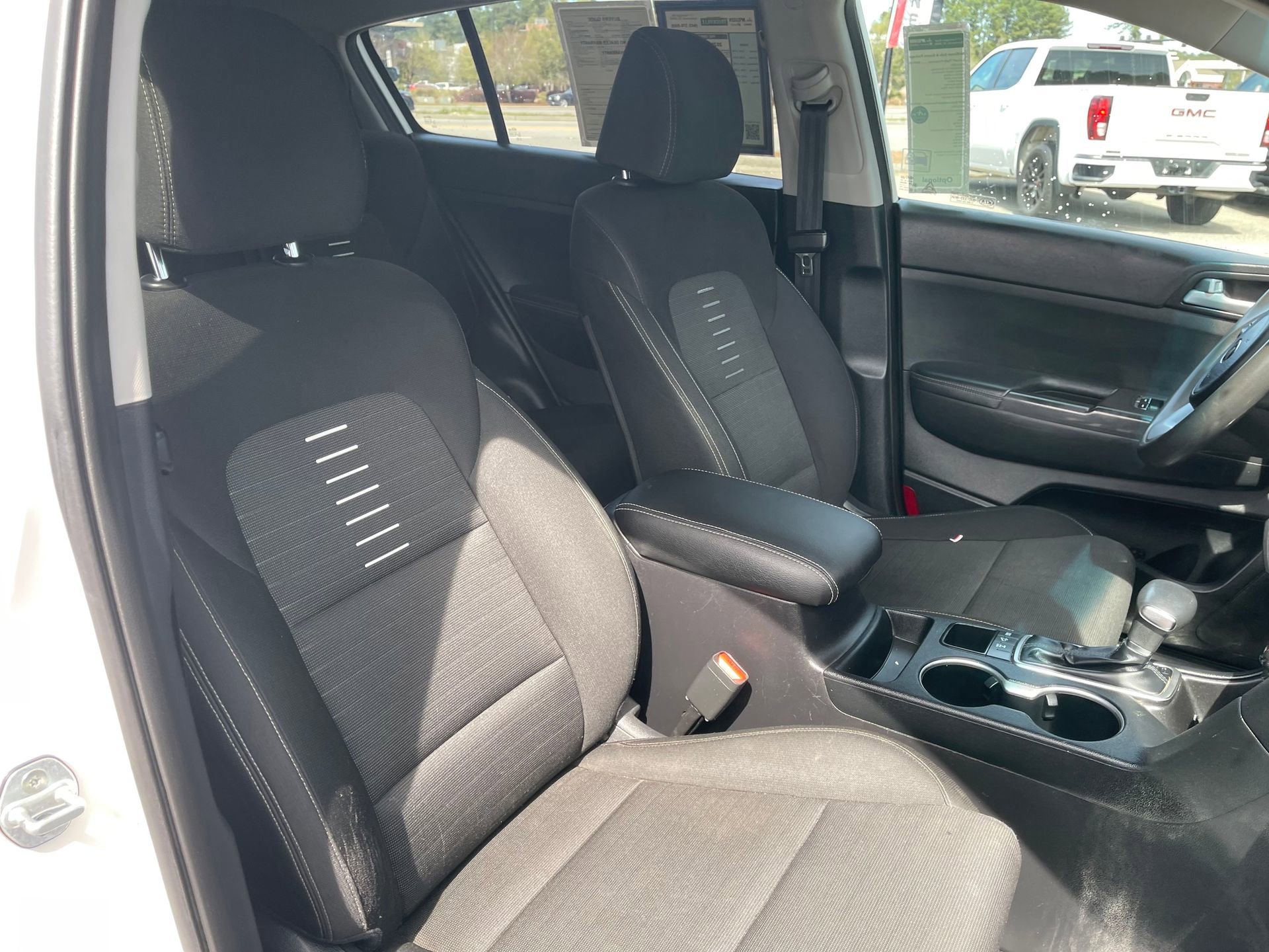 Used 2020 Kia Sportage LX w/ LX Popular Package AWD/4WD image 28