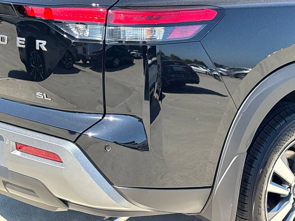 New 2026 Nissan Pathfinder SL w/ Cargo Package FWD image 5