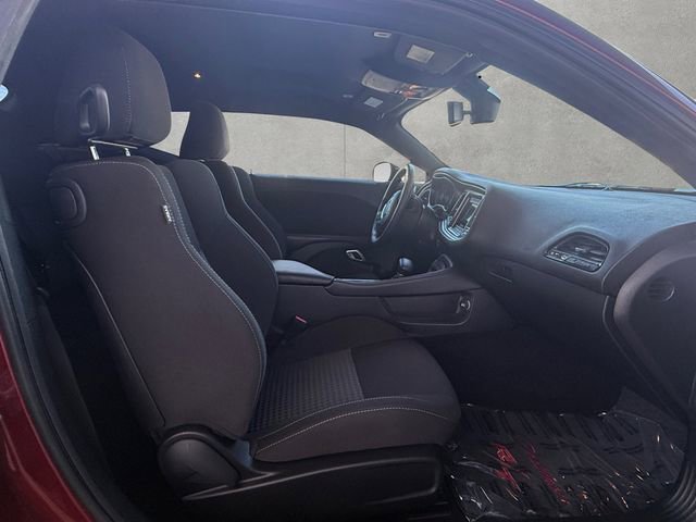 Used 2021 Dodge Challenger R/T w/ Blacktop Package image 24