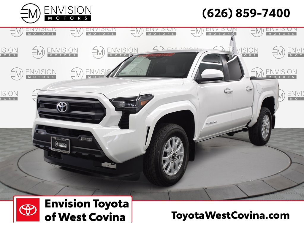 Used 2025 Toyota Tacoma SR5