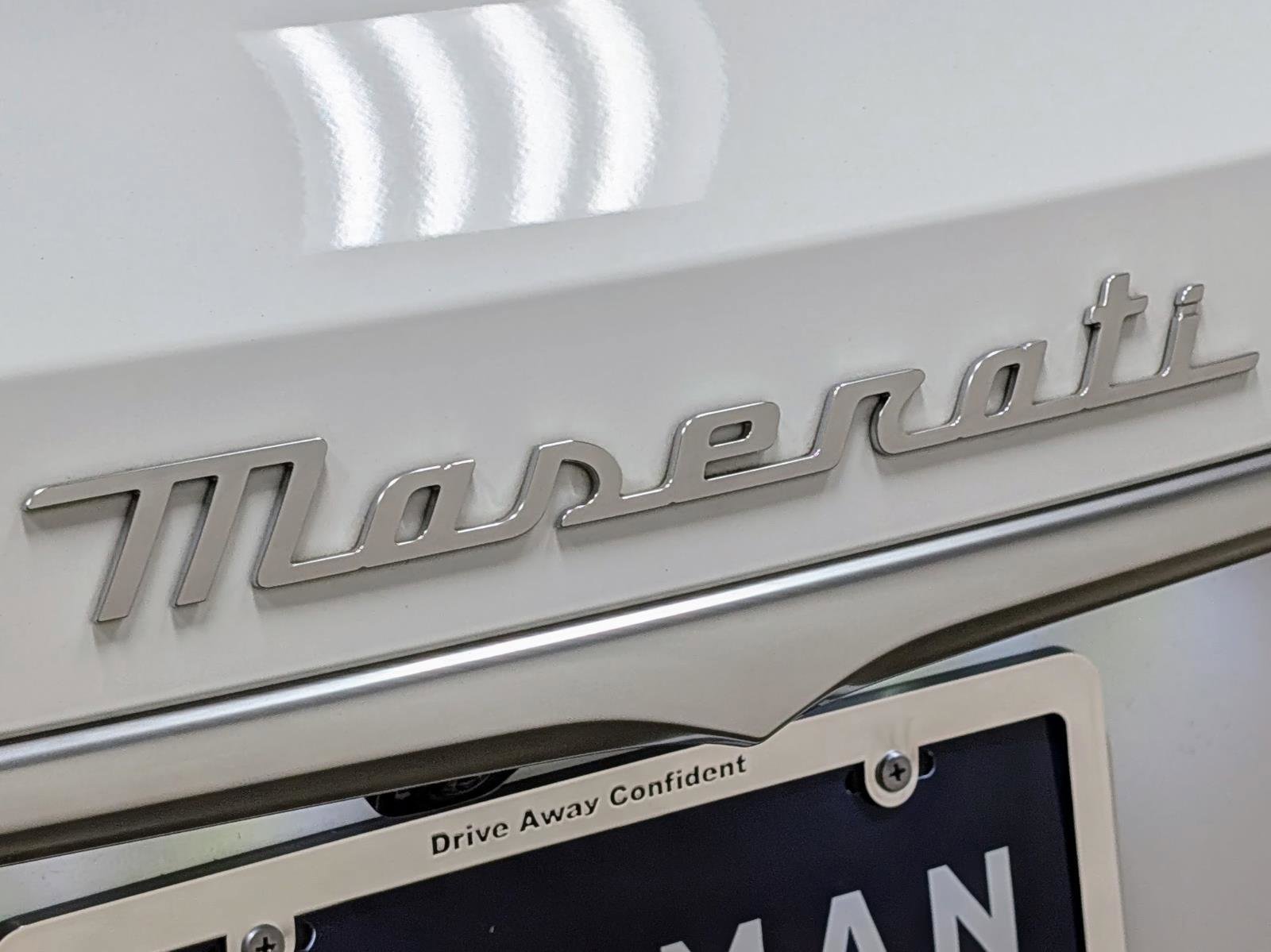 Used 2023 Maserati Grecale GT image 12