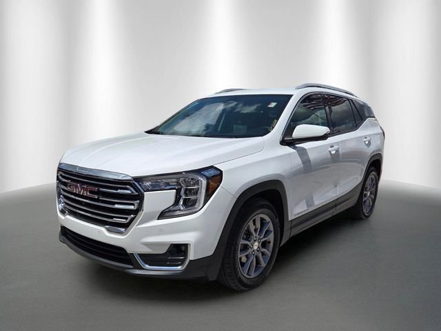 Used 2023 GMC Terrain SLT w/ Tech Package FWD image 2