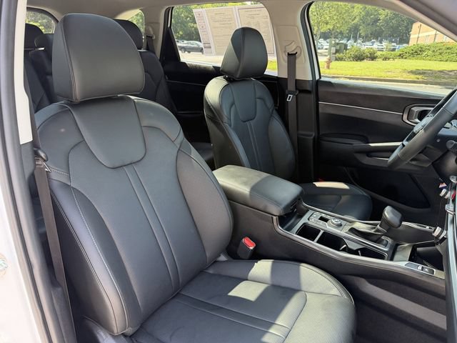Certified 2026 Kia Sorento S w/ S Panoramic Sunroof Package FWD image 35