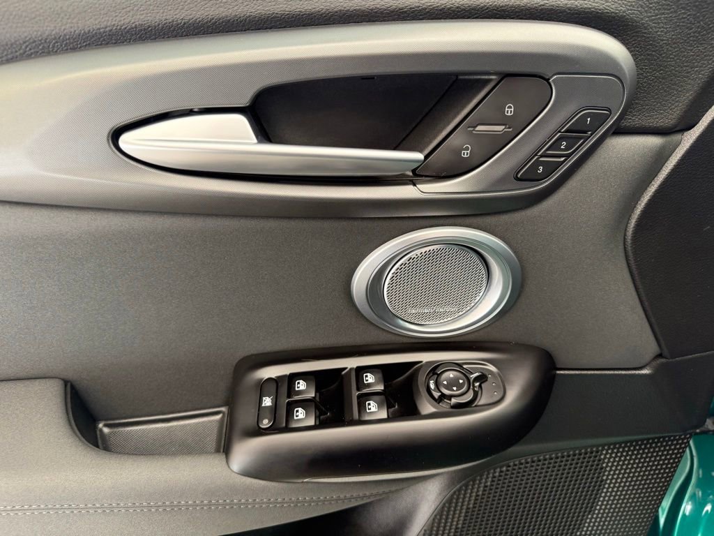 New 2024 Alfa Romeo Tonale Ti AWD/4WD image 32