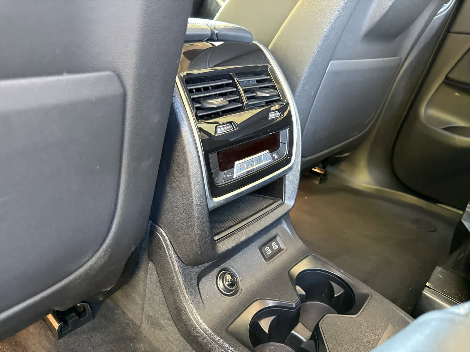 Certified 2022 BMW X7 xDrive40i image 16