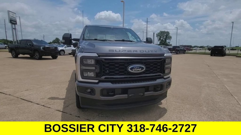 Used 2023 Ford F250 Lariat w/ Sport Appearance Package AWD/4WD image 5