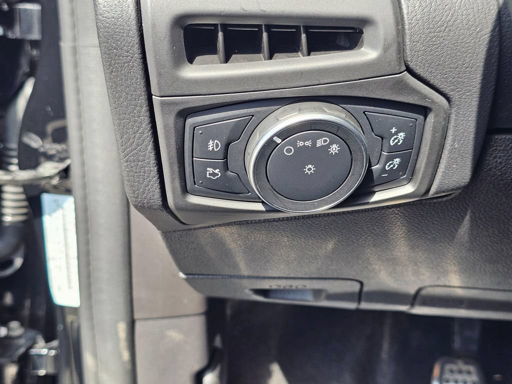 Used 2016 Ford Focus ST FWD image 29