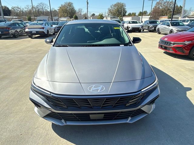 New 2026 Hyundai Elantra SEL Sport Premium w/ Cargo Package FWD image 2