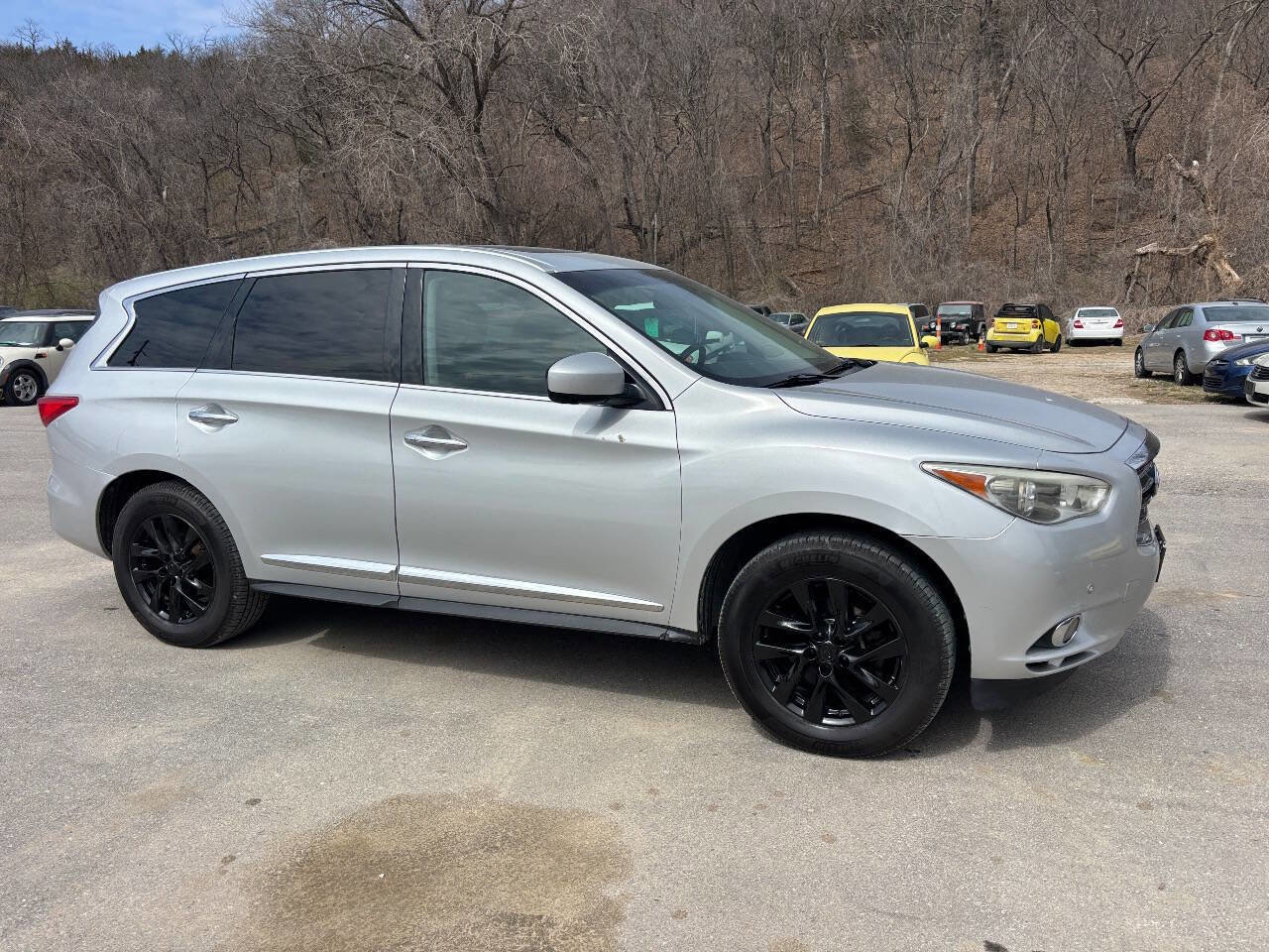 Used 2013 INFINITI JX35 AWD w/ Premium Pkg image 5