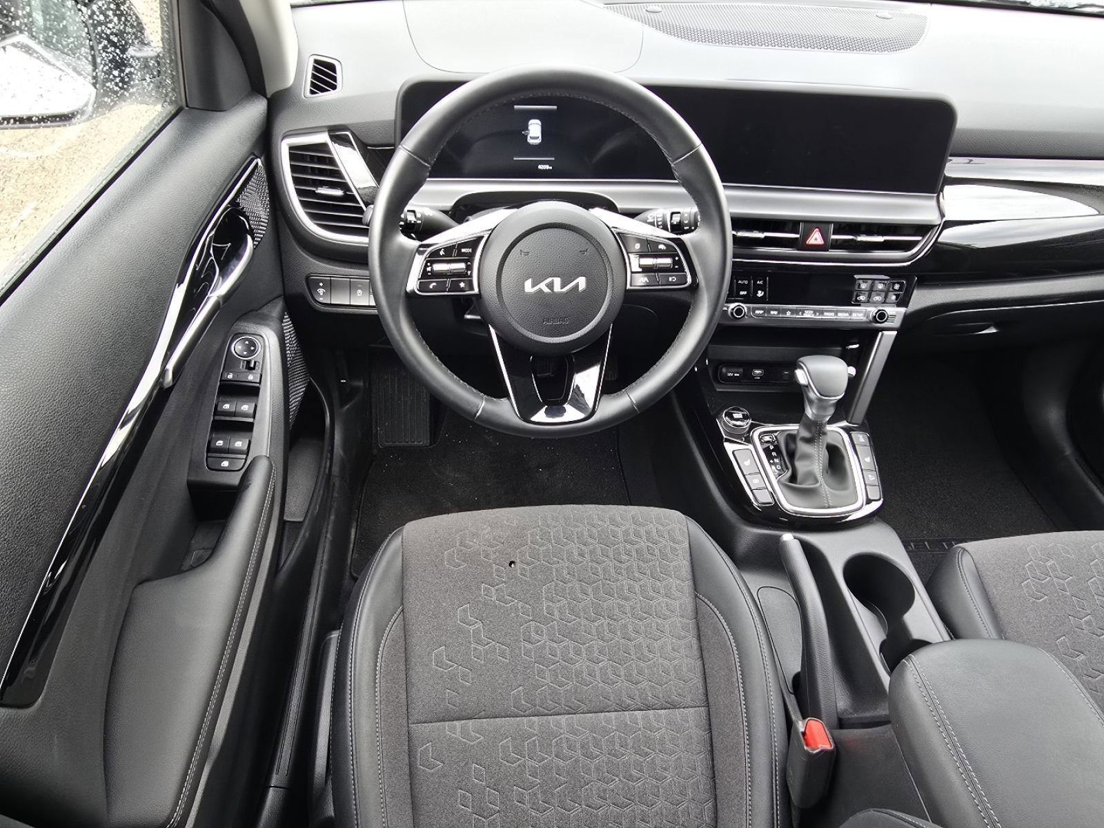 Used 2026 Kia Seltos S image 21