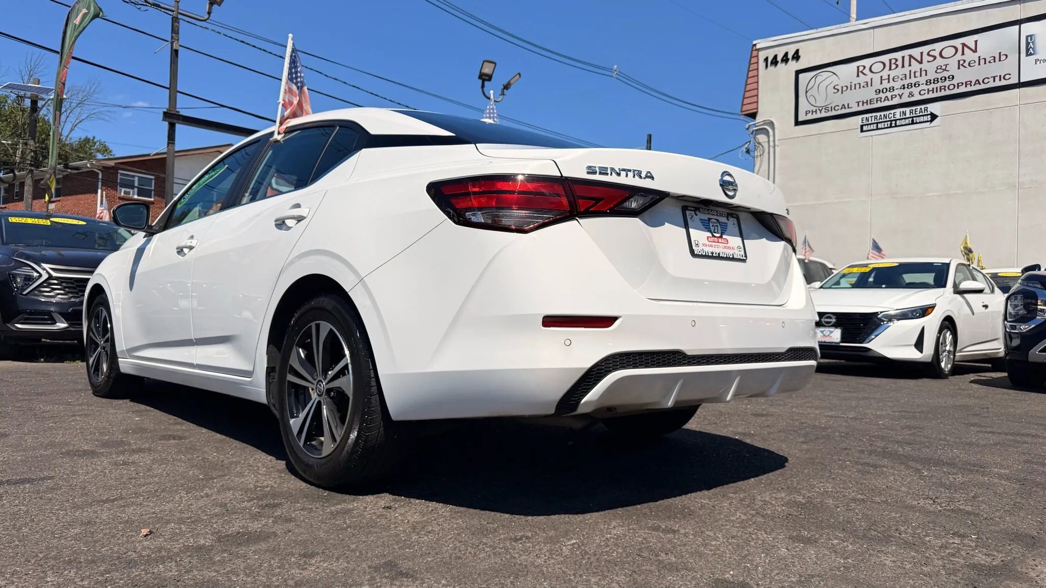 Used 2022 Nissan Sentra SV image 9