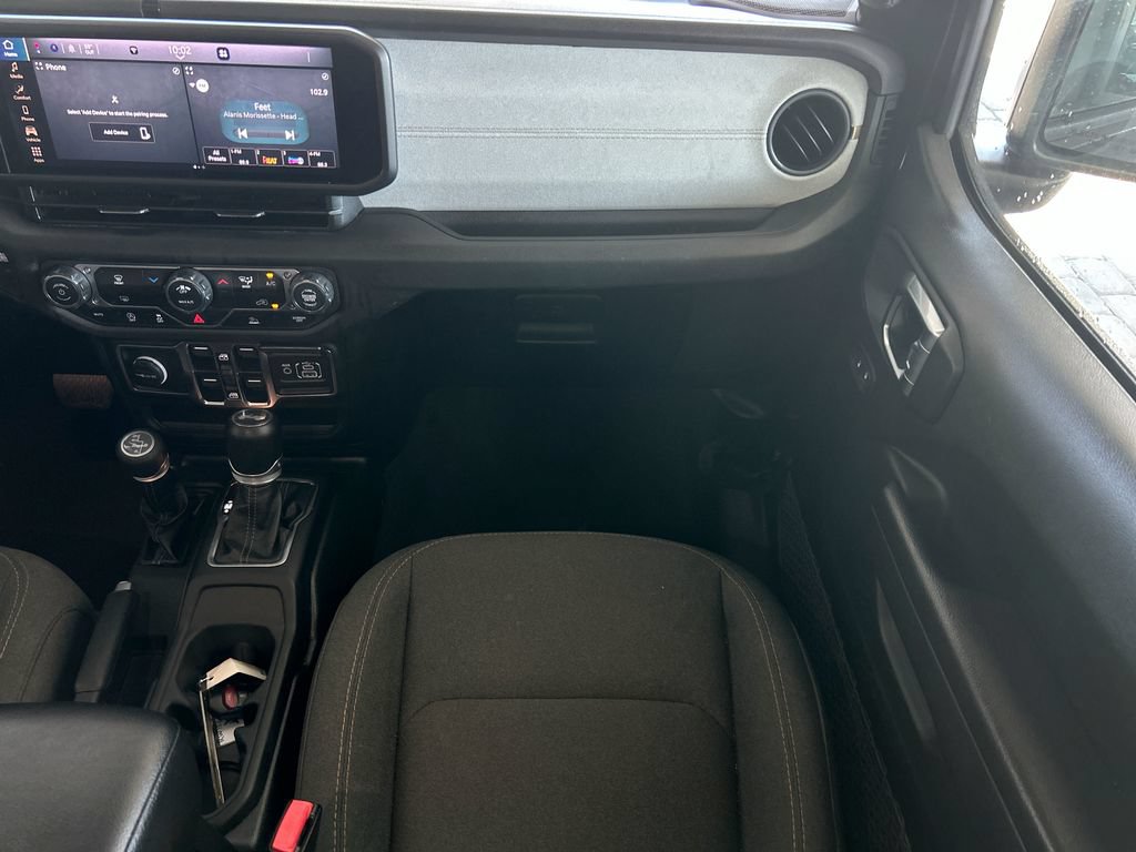 Used 2024 Jeep Wrangler Unlimited Sport AWD/4WD image 37