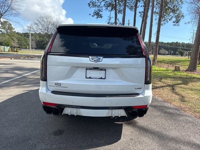 Used 2023 Cadillac Escalade V w/ Heavy-Duty Trailer Package image 5