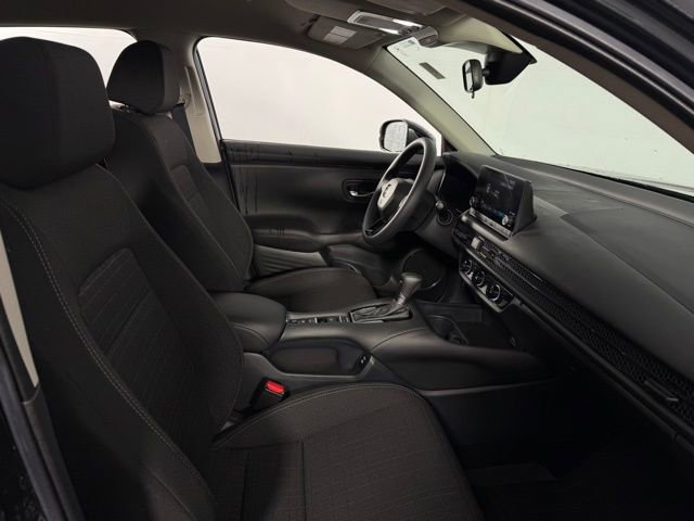 Used 2025 Honda HR-V LX image 15