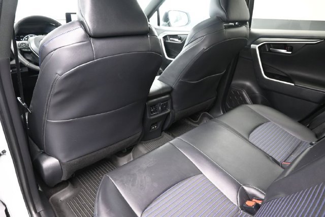 Certified 2025 Toyota RAV4 XSE w/ Weather Package AWD/4WD image 28