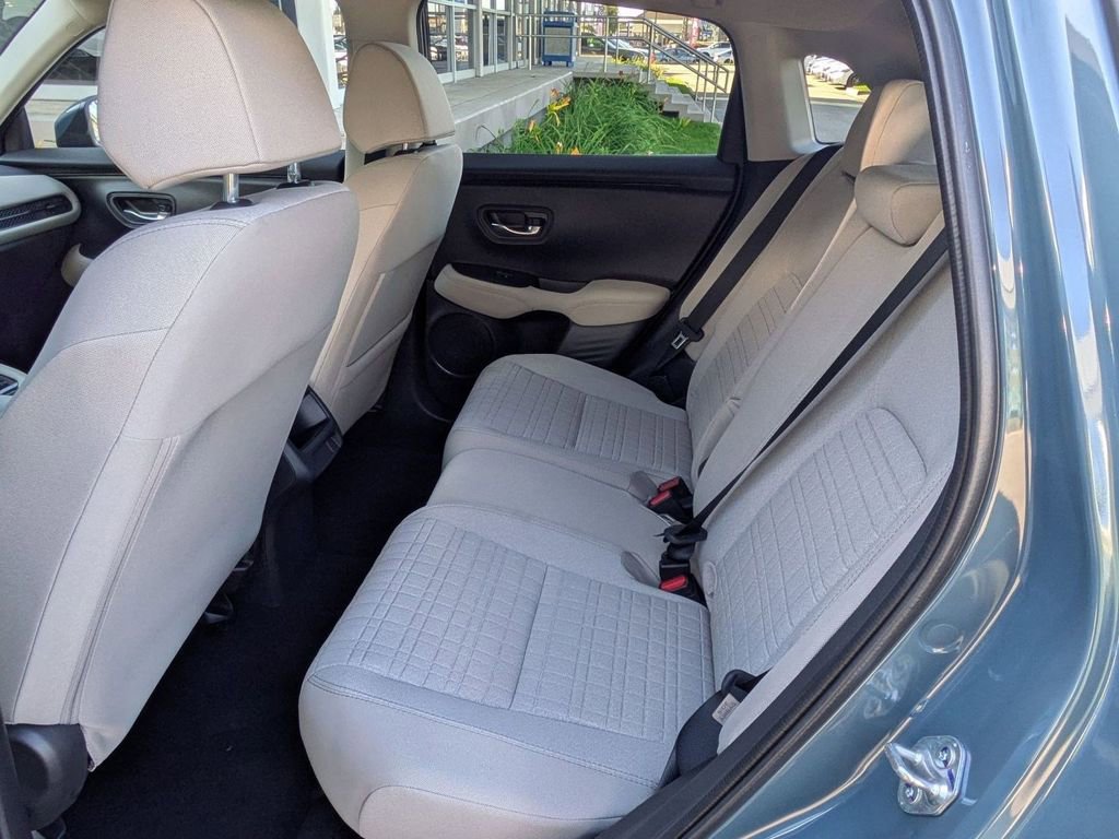 Certified 2026 Honda HR-V LX image 15