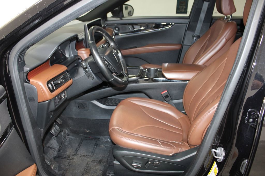 Used 2022 Lincoln Nautilus Reserve w/ Monochromatic Package image 23