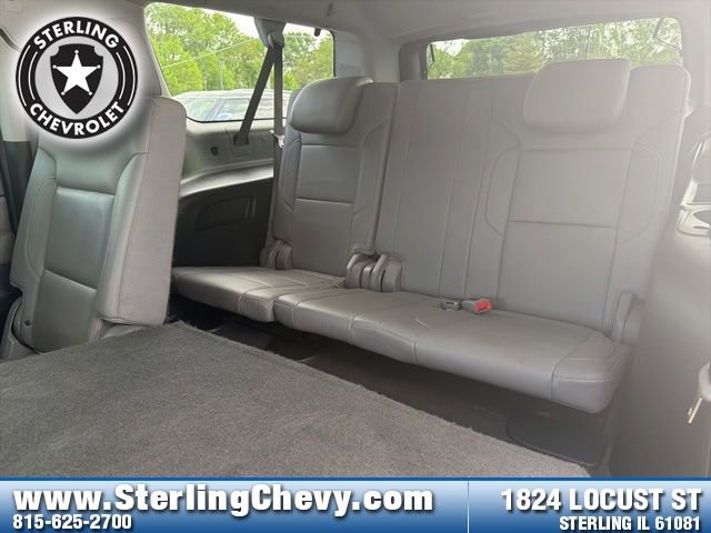Used 2019 Chevrolet Suburban LT AWD/4WD image 24