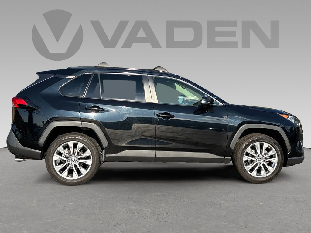 Used 2019 Toyota RAV4 XLE Premium w/ Cold Weather Package image 7