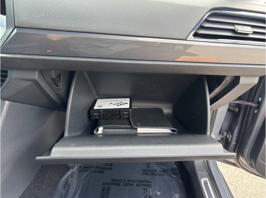 Used 2019 Volkswagen Jetta GLI image 38