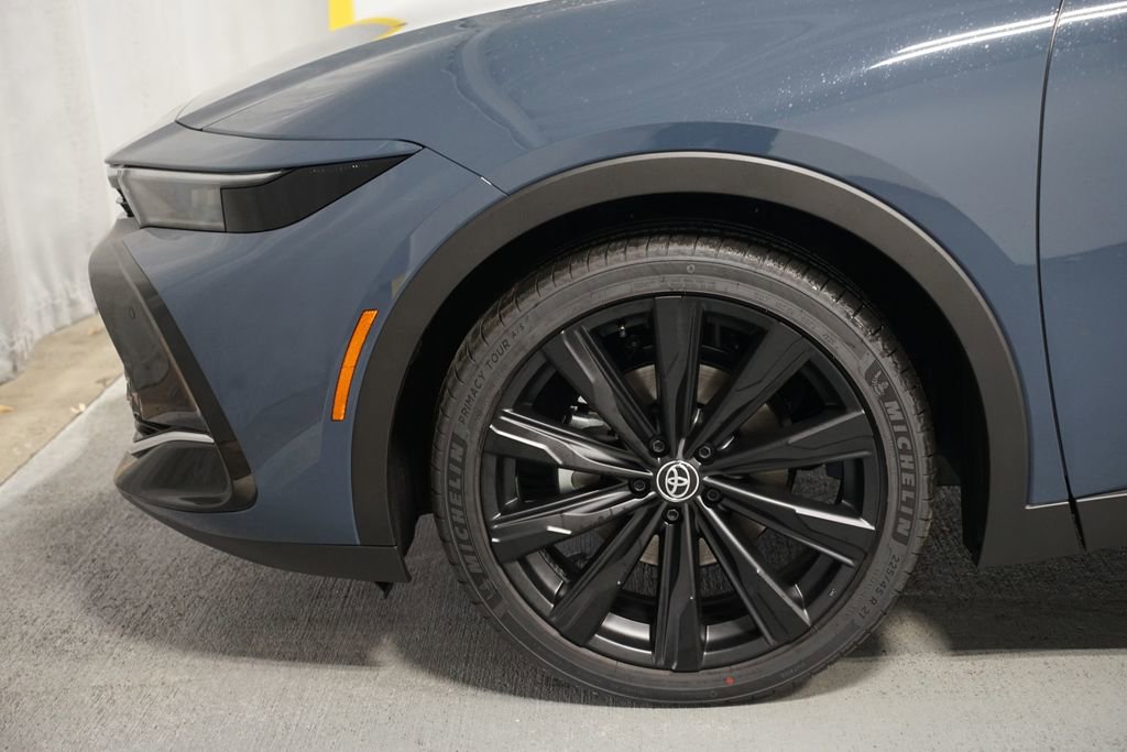 New 2026 Toyota Crown Nightshade image 5